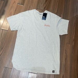 DICKIES - T SHIRT, SPLIT GRAPHIC. OATMEAL